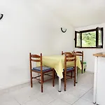 Apartment By The Sea - Peljesac - 4567